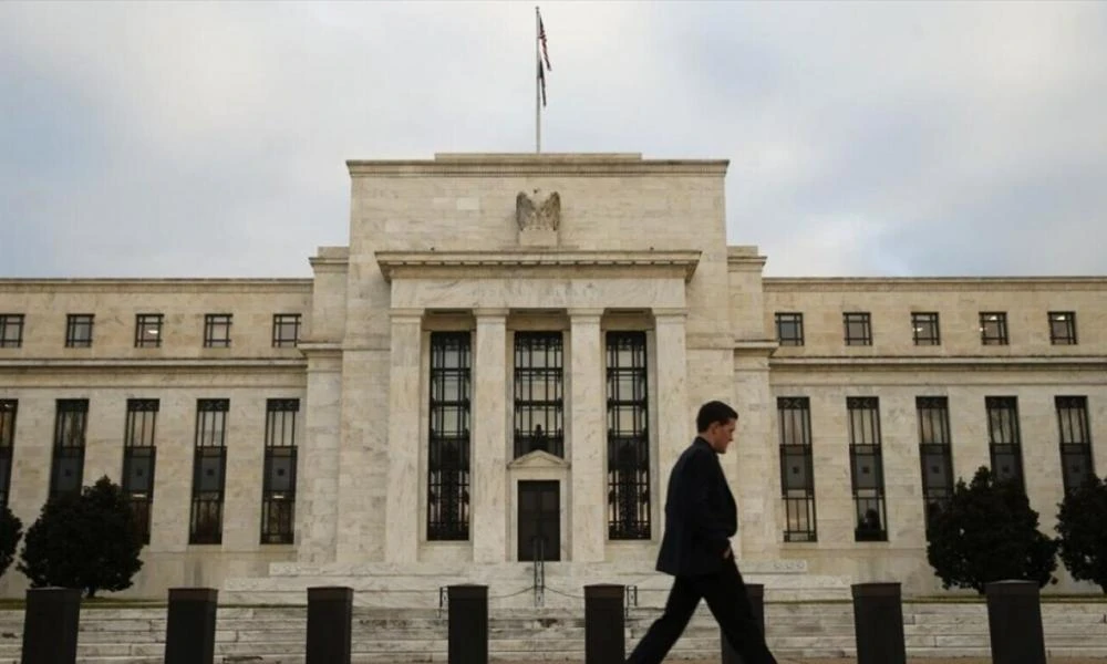 Fed: Αμετάβλητα και πάλι τα επιτόκια – Στο υψηλότερο επίπεδο από το 2001